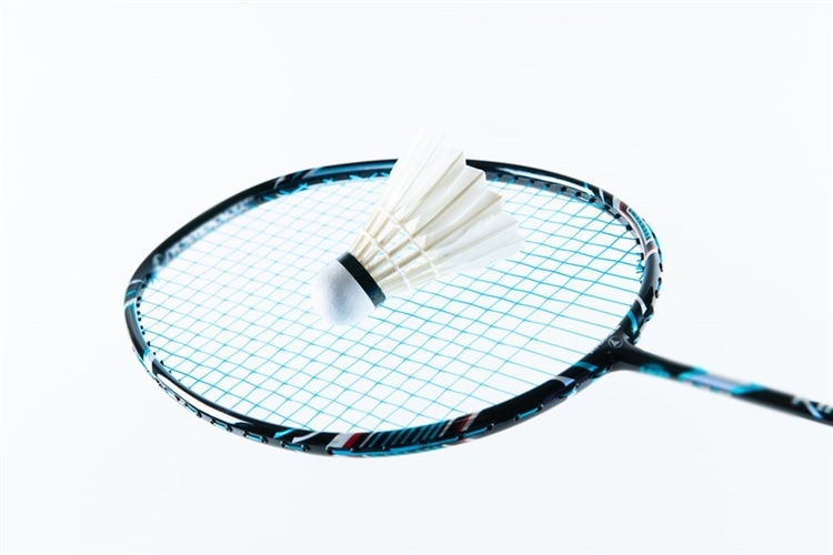 ラケットのガット、切れたときってちょっと嬉しいよね？